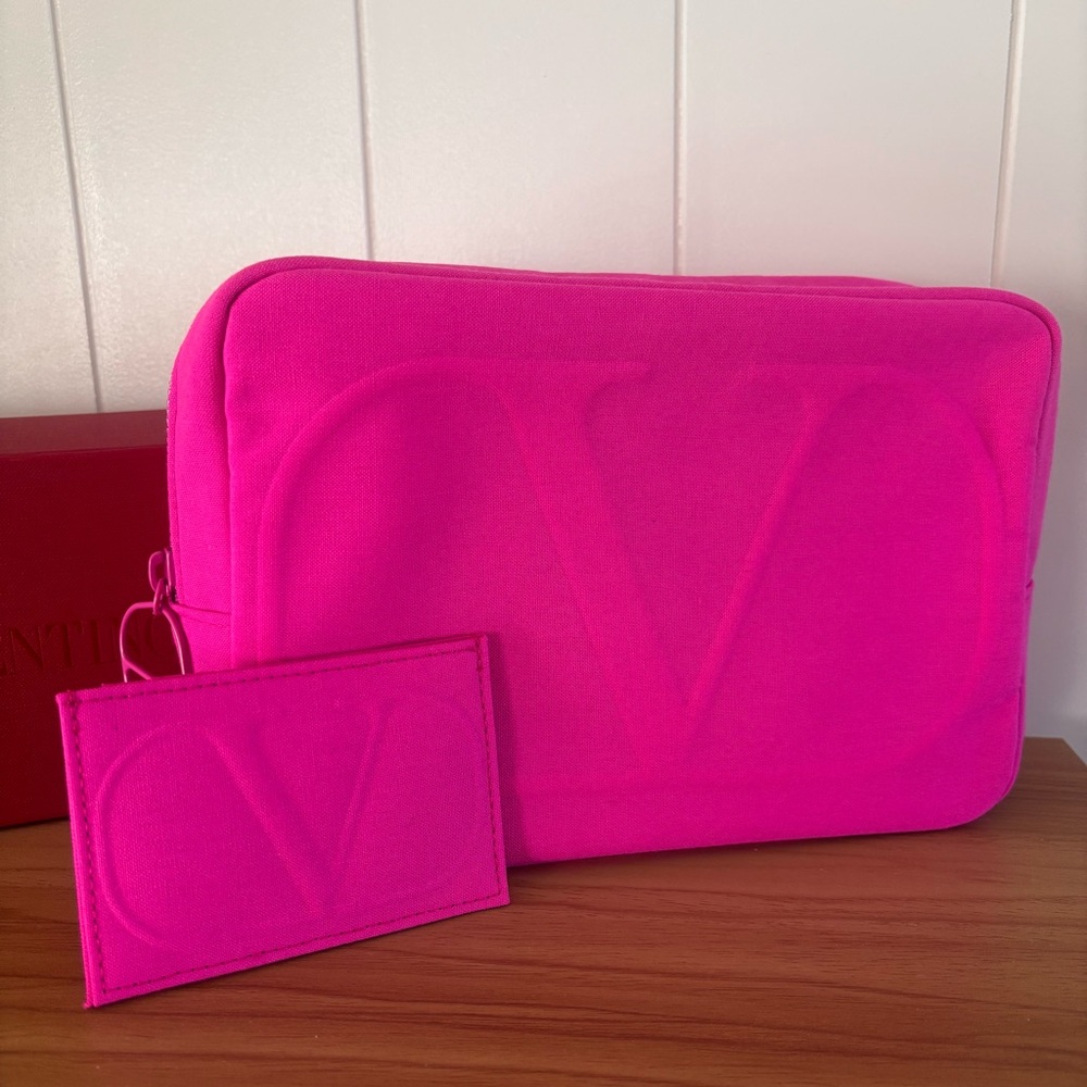 🌸Valentino Pink Cosmetic Bag and Card Holder🌸